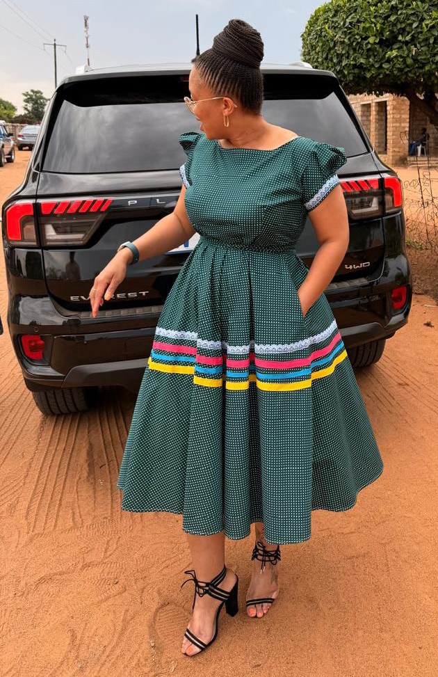 Boyang ivaskoti with Sepedi trims32